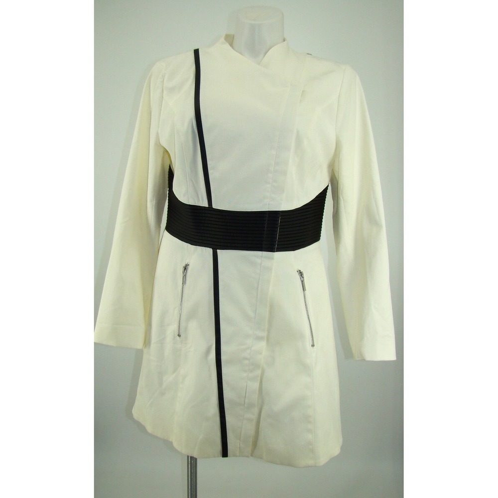 NEW! VENUS BLACK WHITE PEPLUM FLARE ZIP JACKET SIZE 16   AC